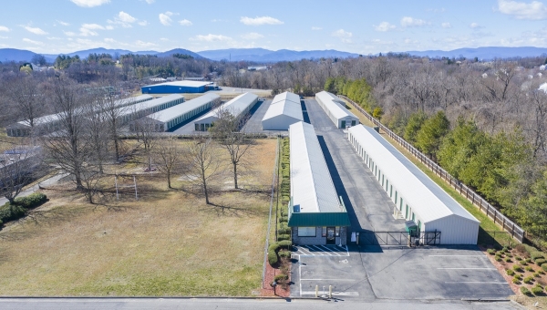 Facility photo: //images.sparefoot.com/medium/24234468d4049ac1190.jpg