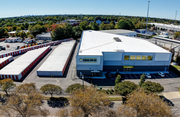 Storage Units at Storage King USA - 180 - Sewells Point Rd - 7533 Sewells Point Road