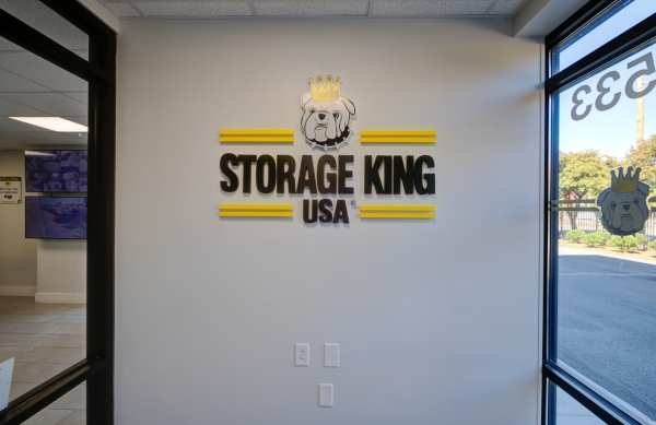 Storage Units at Storage King USA - 180 - Sewells Point Rd - 7533 Sewells Point Road