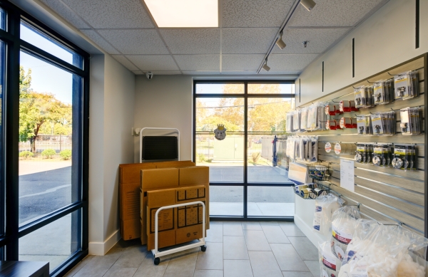 Storage Units at Storage King USA - 180 - Sewells Point Rd - 7533 Sewells Point Road