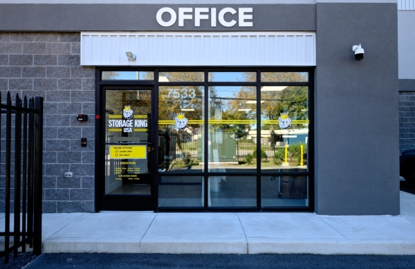 Storage Units at Storage King USA - 180 - Sewells Point Rd - 7533 Sewells Point Road