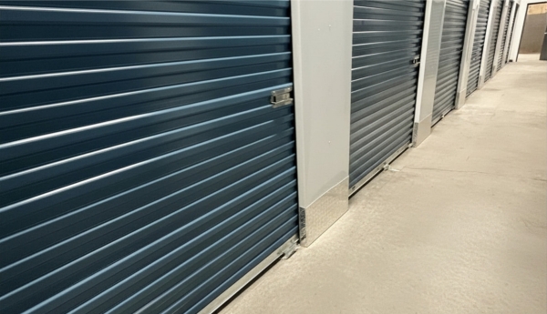 Facility photo: //images.sparefoot.com/medium/24235969efa096d3f57.jpg