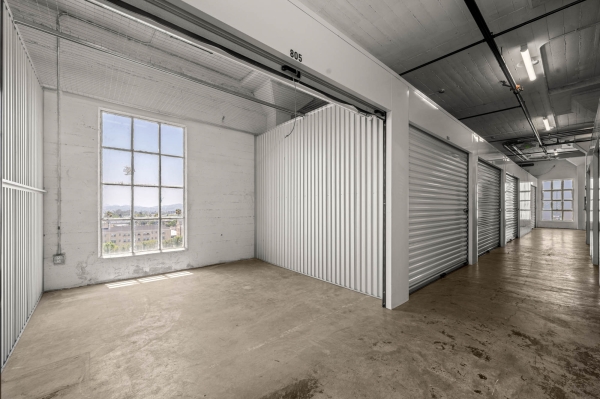 Facility photo: //images.sparefoot.com/medium/24236069459def73b2f.jpg