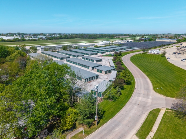 Facility photo: //images.sparefoot.com/medium/24236169f500ea7fe27.jpg