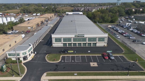 Facility photo: //images.sparefoot.com/medium/24236968dadaf99d466.jpg