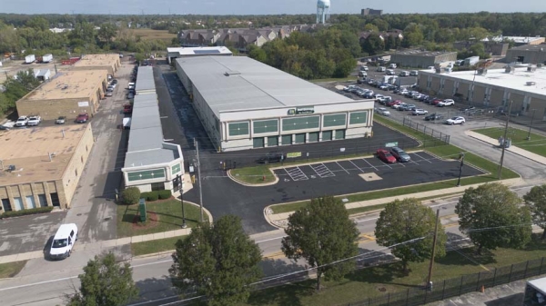 Facility photo: //images.sparefoot.com/medium/24236968dadafa4e919.jpg