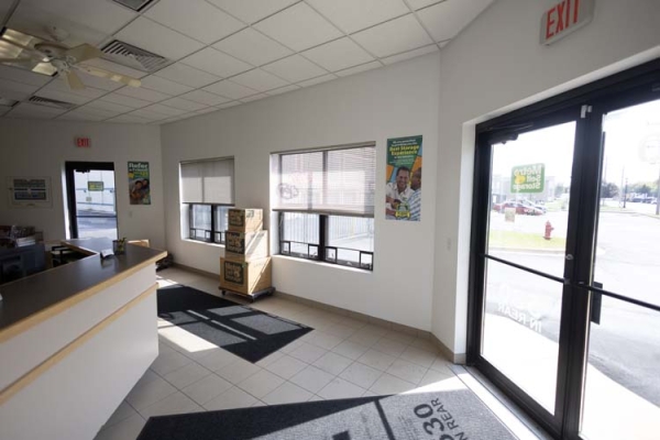 Facility photo: //images.sparefoot.com/medium/24236968dadafd6e239.jpg