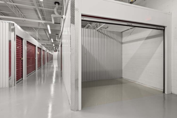 Facility photo: //images.sparefoot.com/medium/24237468dc27f2821e6.jpg