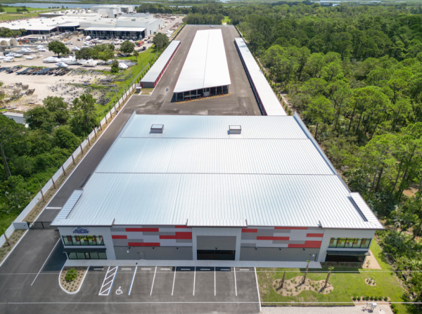 Storage Units at 9172 - StorQuest - Edgewater / Ridgewood - 4175 South Ridgewood Avenue