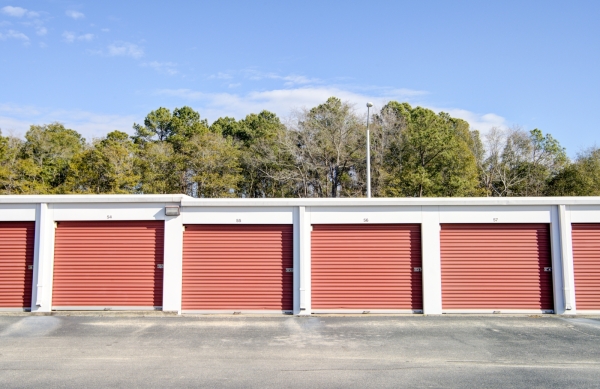 Storage Units at Storage King USA - 014 - Hope Mills, NC - US Hwy 301 S - 4928 U.s. 301