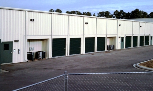 Facility photo: //images.sparefoot.com/medium/24239768d6ade98edaa.jpg