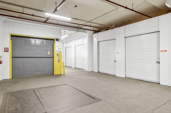Facility photo: //images.sparefoot.com/medium/24240368dea28009102.jpg