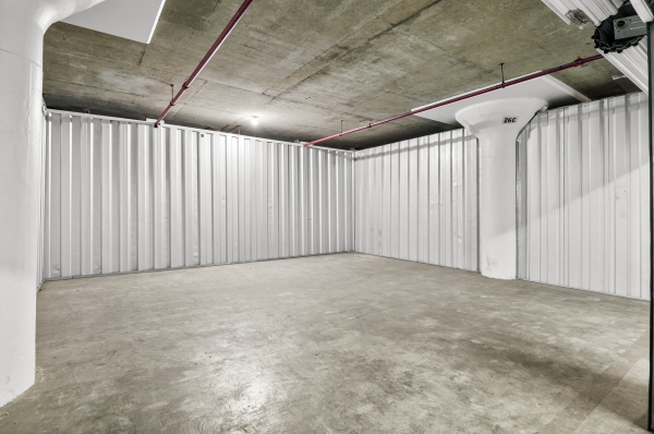 Facility photo: //images.sparefoot.com/medium/24240368dea2b05642e.jpg
