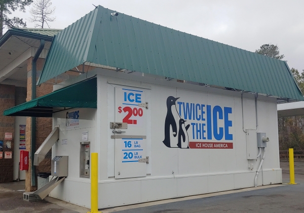 Facility photo: //images.sparefoot.com/medium/24241468dab7f71e123.jpg