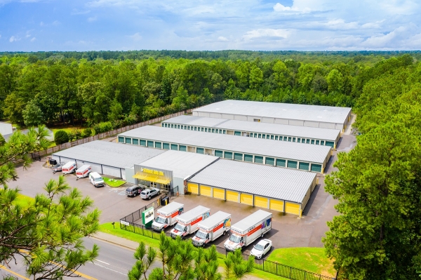 Facility photo: //images.sparefoot.com/medium/24241568dab8bdb1f41.jpg