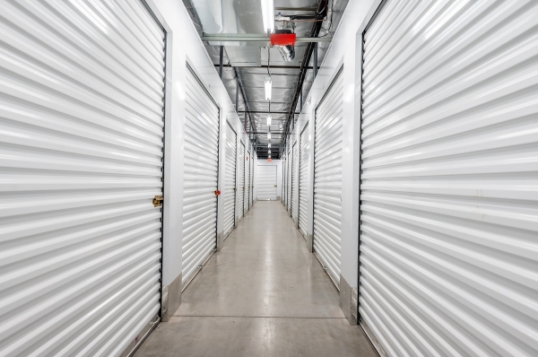 Facility photo: //images.sparefoot.com/medium/24241568dab8bfcfa87.jpg