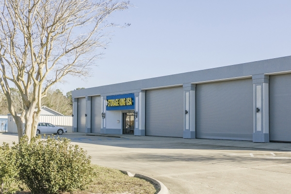 Facility photo: //images.sparefoot.com/medium/24241768dabafeae530.jpg