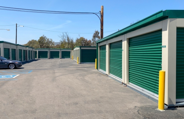 Facility photo: //images.sparefoot.com/medium/24243368dc22cb7523a.jpg