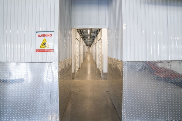 Facility photo: //images.sparefoot.com/medium/24244268dc3986154d2.jpg