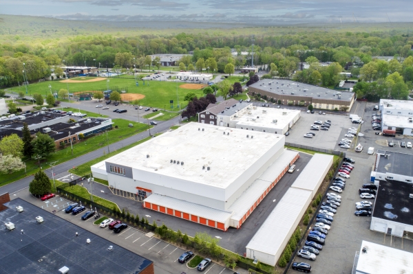 Facility photo: //images.sparefoot.com/medium/24244268dc3989392a8.jpg