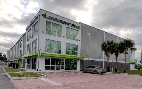Storage Units at Space Shop Self Storage - Sarasota - 3323 17th Street