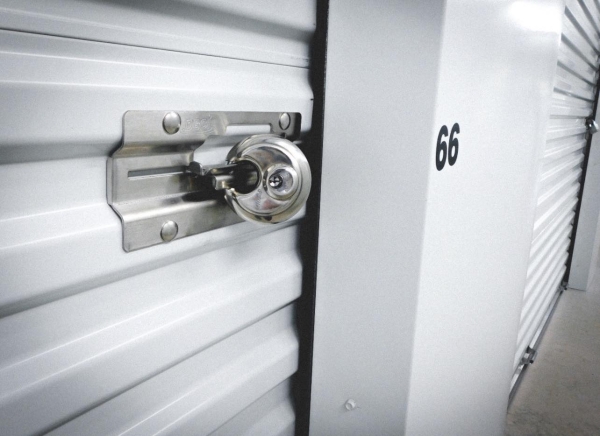 Facility photo: //images.sparefoot.com/medium/242491696fd35695dc3.jpg