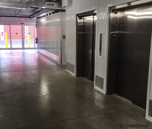 Facility photo: //images.sparefoot.com/medium/24249368e767c596b87.jpg