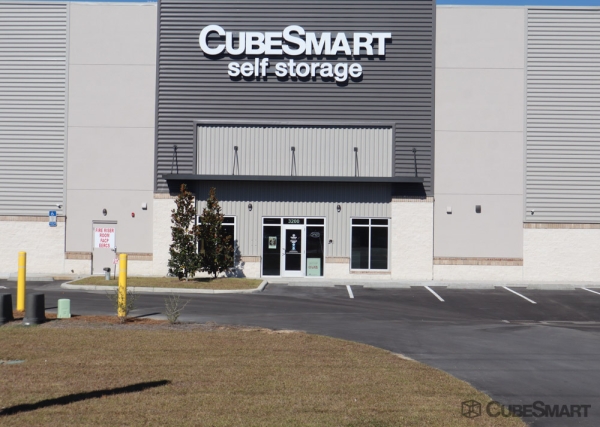 Facility photo: //images.sparefoot.com/medium/2424936916dfef62586.jpg