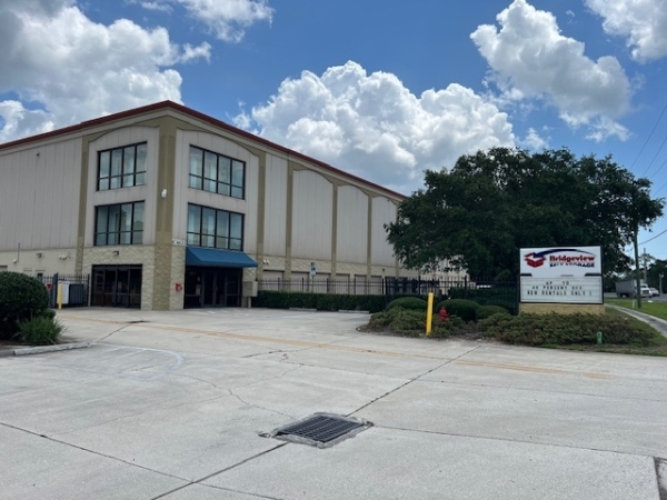 Bridgeview Self Storage Center