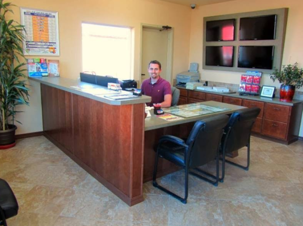 Facility photo: //images.sparefoot.com/medium/24255068eedb606ba4f.png