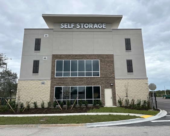 Facility photo: //images.sparefoot.com/medium/24258468fa706ca6fd8.jpg
