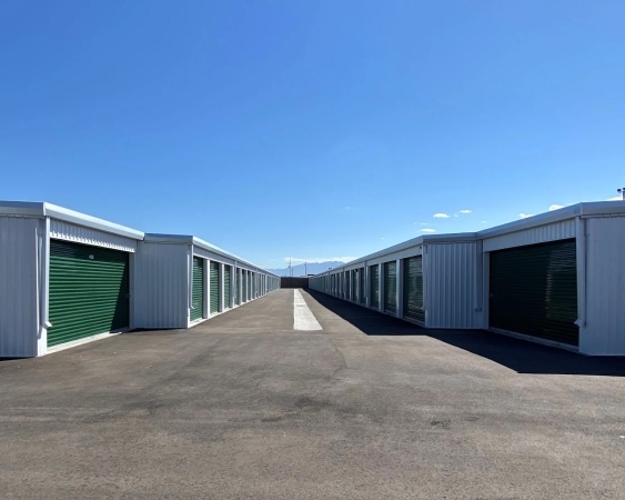 Facility photo: //images.sparefoot.com/medium/24258768f28f58e490b.jpg