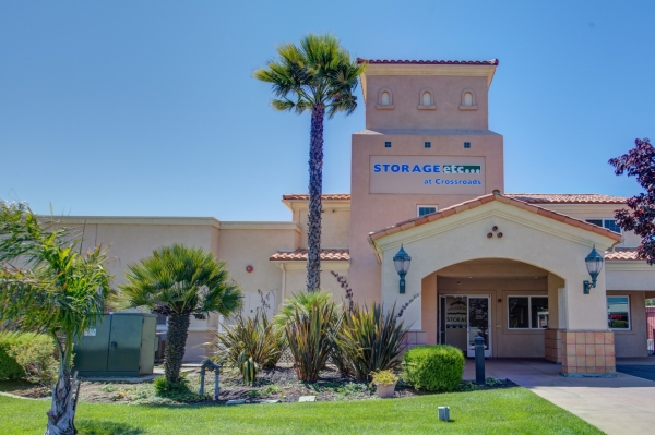 Facility photo: //images.sparefoot.com/medium/24259668ee9d8ca3a47.jpg
