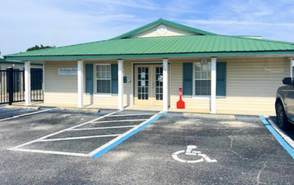 Facility photo: //images.sparefoot.com/medium/24259768eed7c2a0c56.png