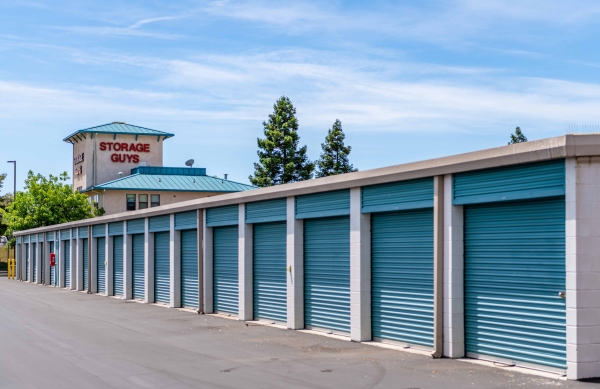 Facility photo: //images.sparefoot.com/medium/24260968f04fd476e9c.jpg