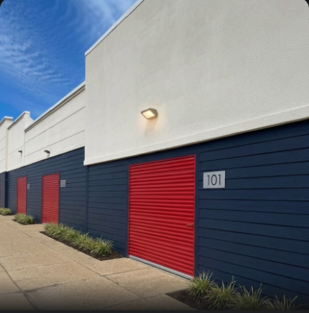 Facility photo: //images.sparefoot.com/medium/24261569e8faad58ce1.png
