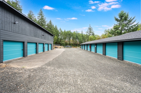 Facility photo: //images.sparefoot.com/medium/242631690035f2b60bb.jpg