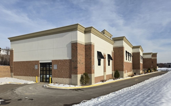 Facility photo: //images.sparefoot.com/medium/24265369943025765e3.jpg