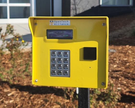 Facility photo: //images.sparefoot.com/medium/242666699432077934a.jpg