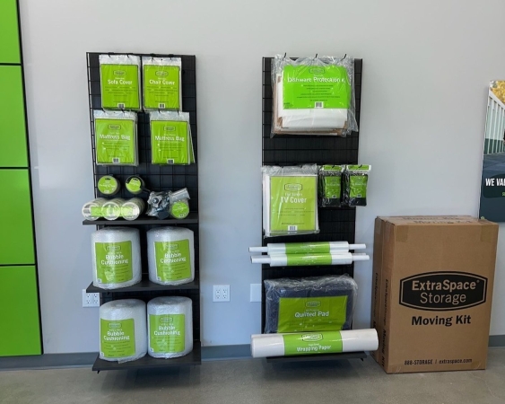 Facility photo: //images.sparefoot.com/medium/2426726994319cdae20.jpg