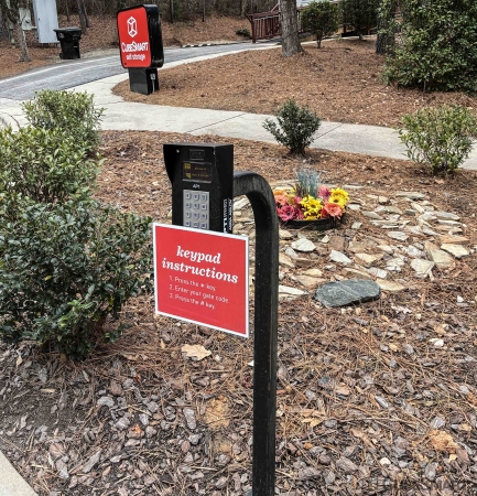 Facility photo: //images.sparefoot.com/medium/242752698eddacc784a.jpg