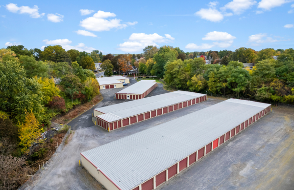 Facility photo: //images.sparefoot.com/medium/24275768f8de9ec8a3c.png