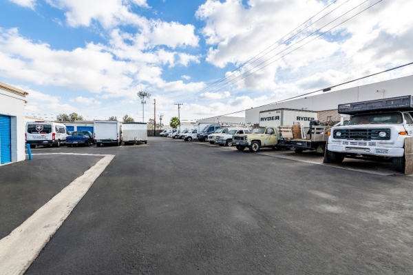 Facility photo: //images.sparefoot.com/medium/24277268fa5083bb6e5.jpg