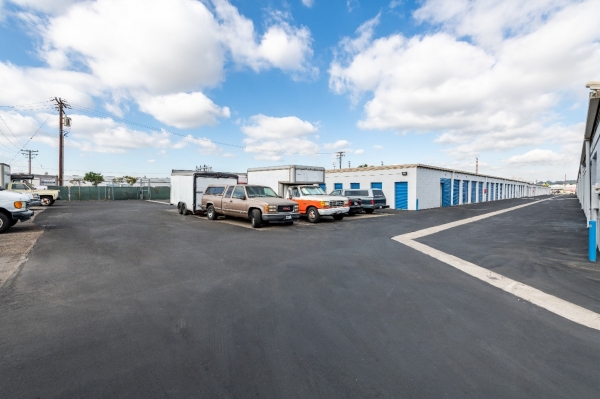 Facility photo: //images.sparefoot.com/medium/24277268fa50853128a.jpg