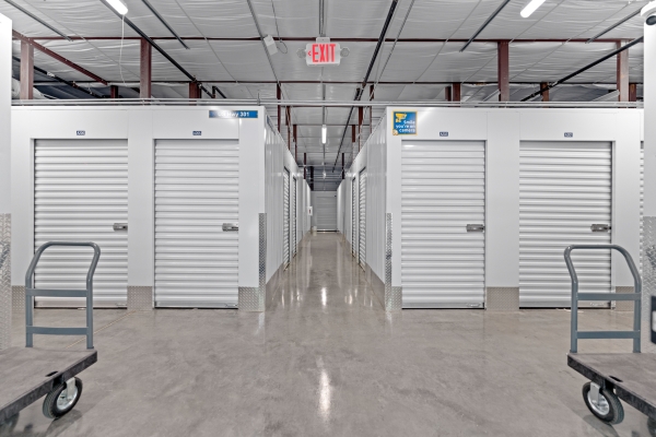 Facility photo: //images.sparefoot.com/medium/2427966900f29e22053.jpg