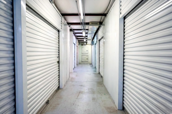 Facility photo: //images.sparefoot.com/medium/24282569358793d5a95.jpg