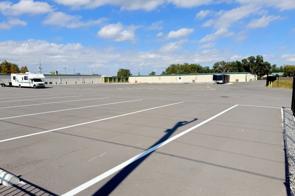 Facility photo: //images.sparefoot.com/medium/24282569358794cf356.jpg