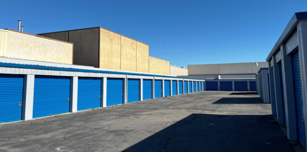 Facility photo: //images.sparefoot.com/medium/24283069013af6804c4.png