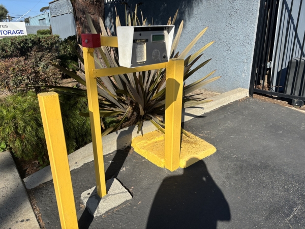 Facility photo: //images.sparefoot.com/medium/24283369016a3ab3a37.jpg