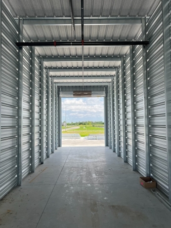 Facility photo: //images.sparefoot.com/medium/24285069022b82a1144.jpg